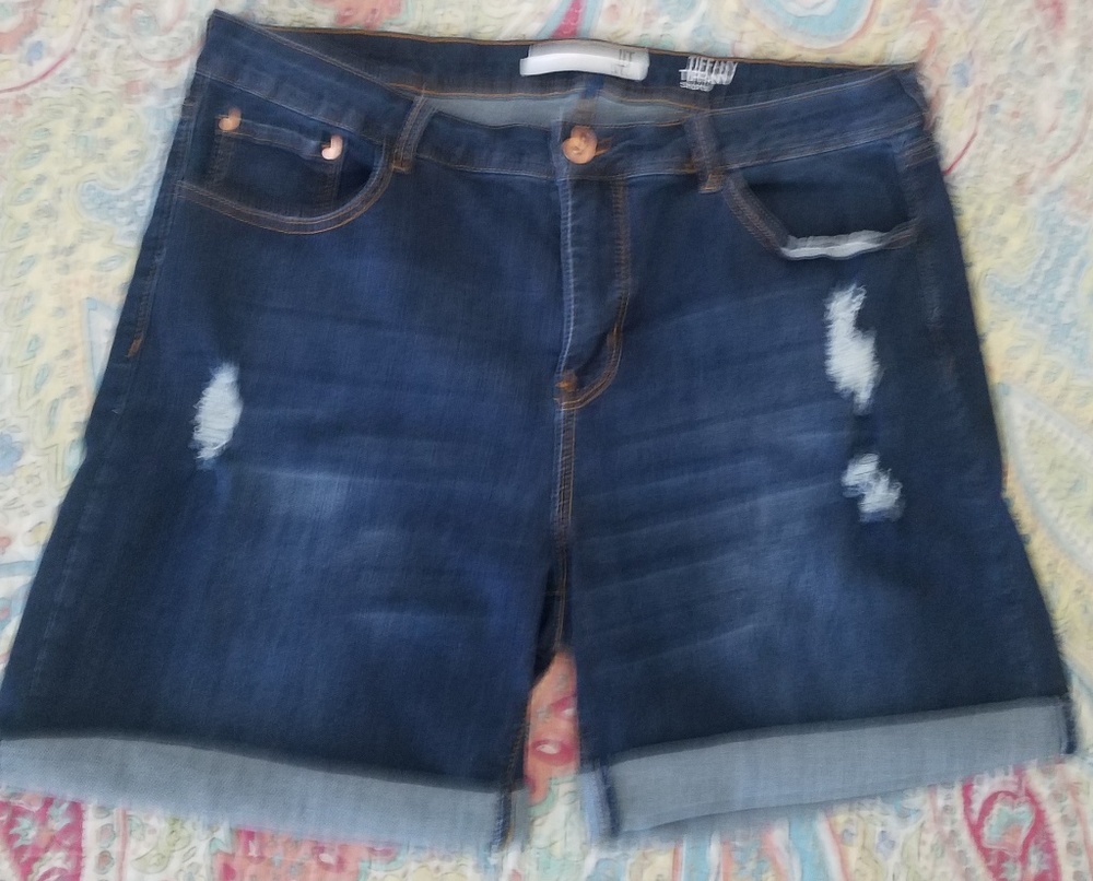It¡ Plus size denim Tiffany shorts sz 20